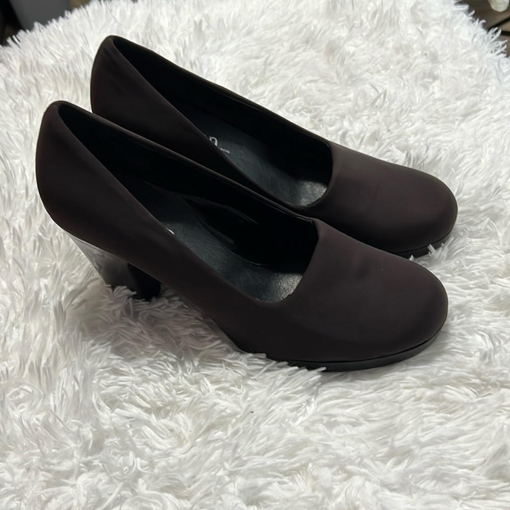 Taryn by Taryn Rose Drip Dark Brown Patent Heel Pumps 11